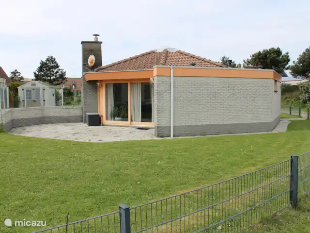 De Oranje Tulp | Pays-Bas, Hollande du Nord, Julianadorp aan Zee - bungalow Le jardin est clôturé