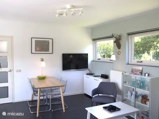 bungalow huren in Nederland, Noord-Holland, Julianadorp aan Zee – Bungalow Duinzicht Ook binnen is het sfeervol ingericht