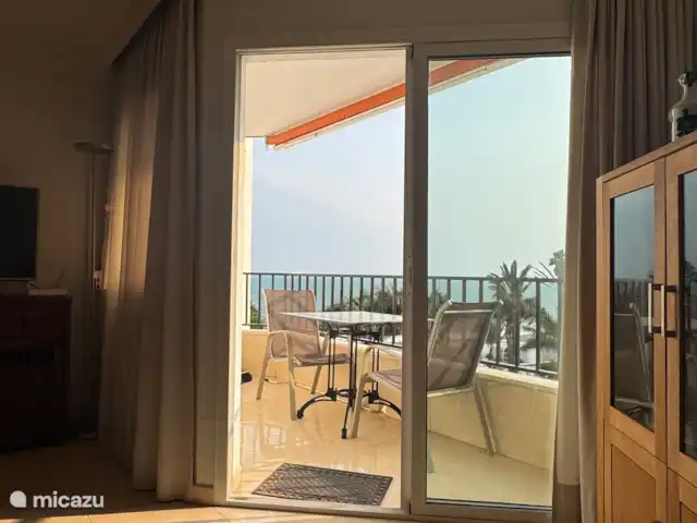 Puerto Blanco huren in Spanje, Costa del Sol, Caleta de Velez - appartement terras met direct uitzicht op strand en zee