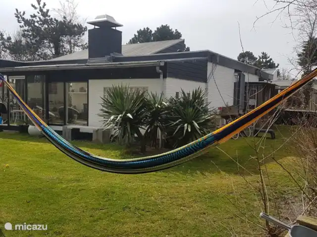 bungalow huren in Nederland, Noord-Holland, Julianadorp aan Zee – Like a Rolling Stone hangmat