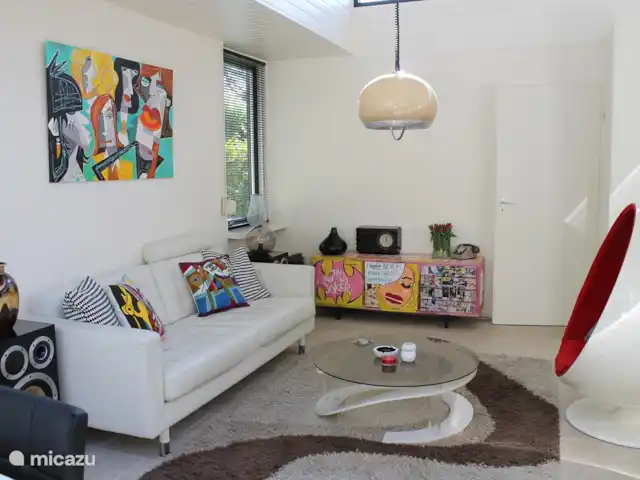 bungalow huren in Nederland, Noord-Holland, Julianadorp aan Zee – Like a Rolling Stone woonkamer