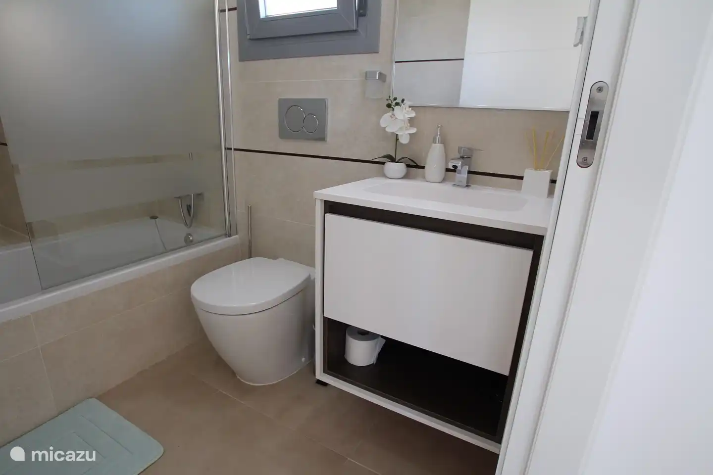 Badkamer 1 - 1e verdieping