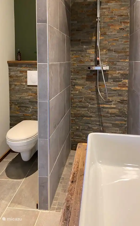 Badezimmer des gelben Zimmers