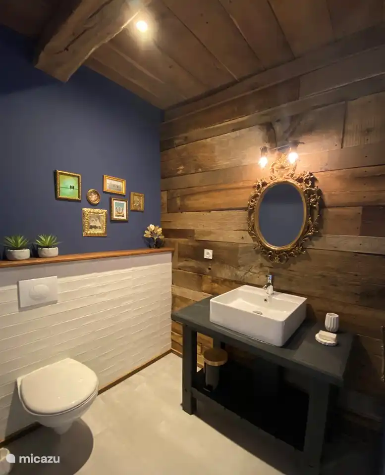 Eines der Badezimmer im ersten Stock