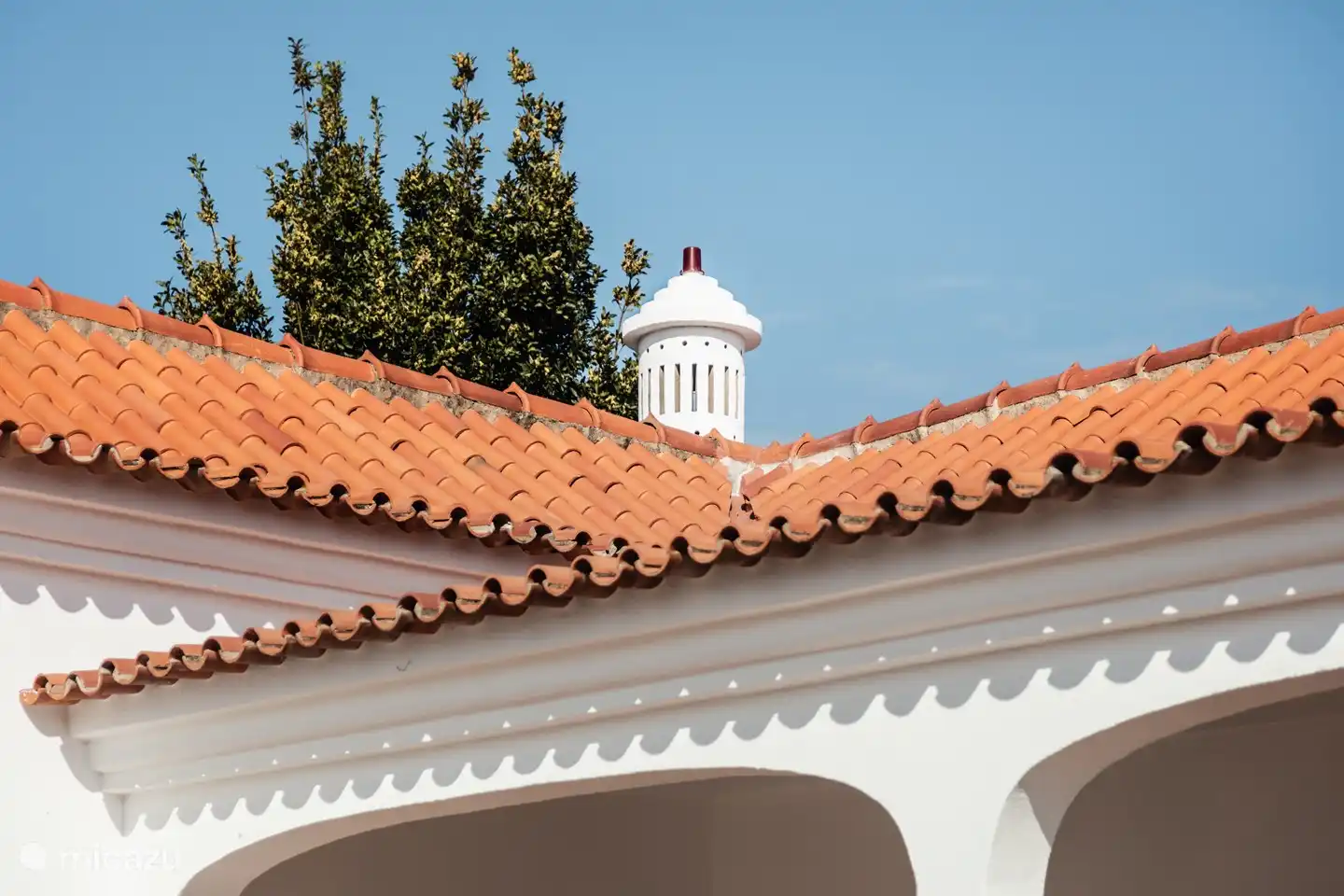 Ein typisch portugiesischer Schornstein