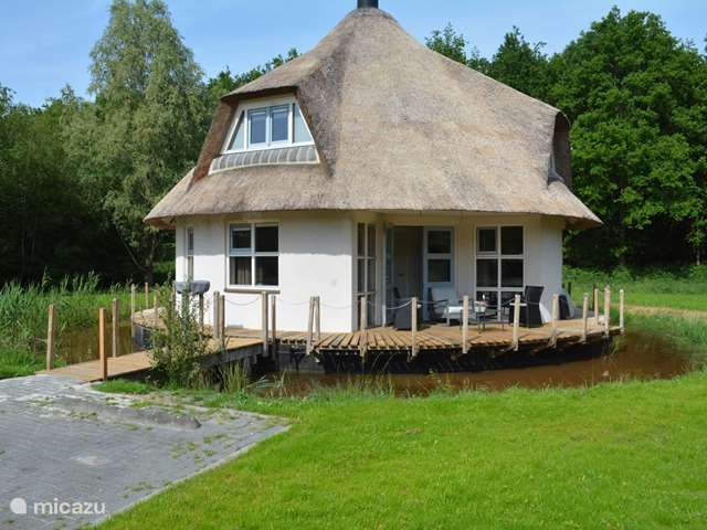 Holiday home in Netherlands, Friesland, Noordwolde – holiday house Villa Sundial