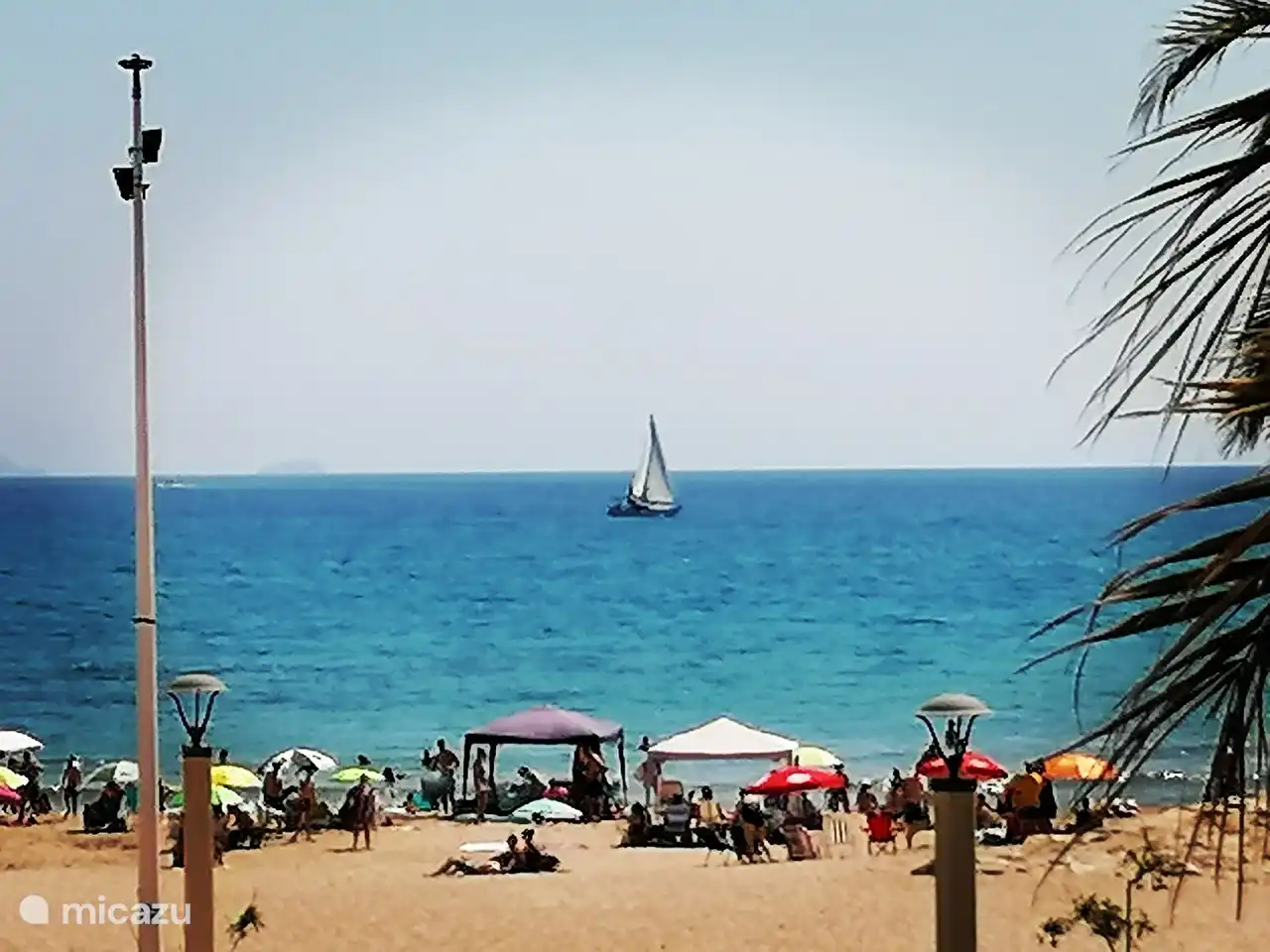 Cala Esmeralda in Spanien, Costa Blanca, El Campello - appartement