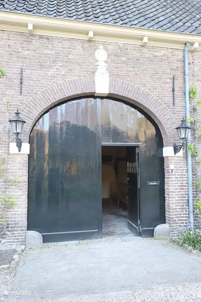 Der Eingang an der Vorderseite