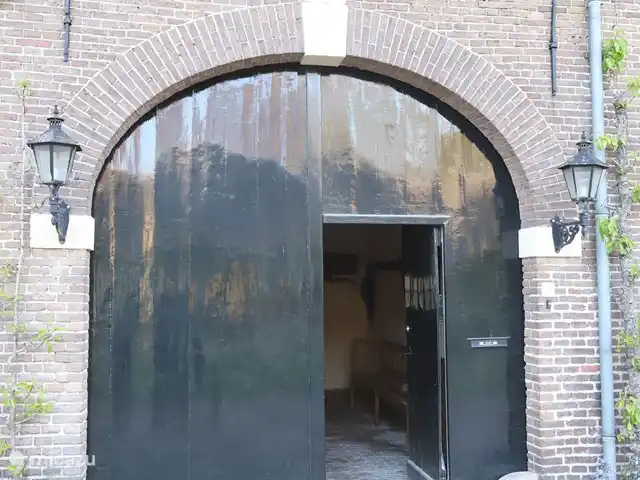 El establo de burros en Países Bajos, Güeldres, Lochem - casa vacacional La entrada en la parte delantera