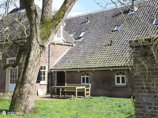 El establo de burros en Países Bajos, Güeldres, Lochem - casa vacacional Jardín