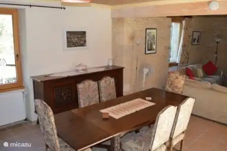 Vakantiehuis Frankrijk, Lot, Frayssinet vakantiehuis Maison Bernel Eetkamer