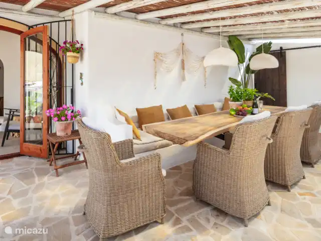 Maison de Viña | Espagne, Costa Blanca, Jávea - villa Table à manger à l’extérieur sous la pergola