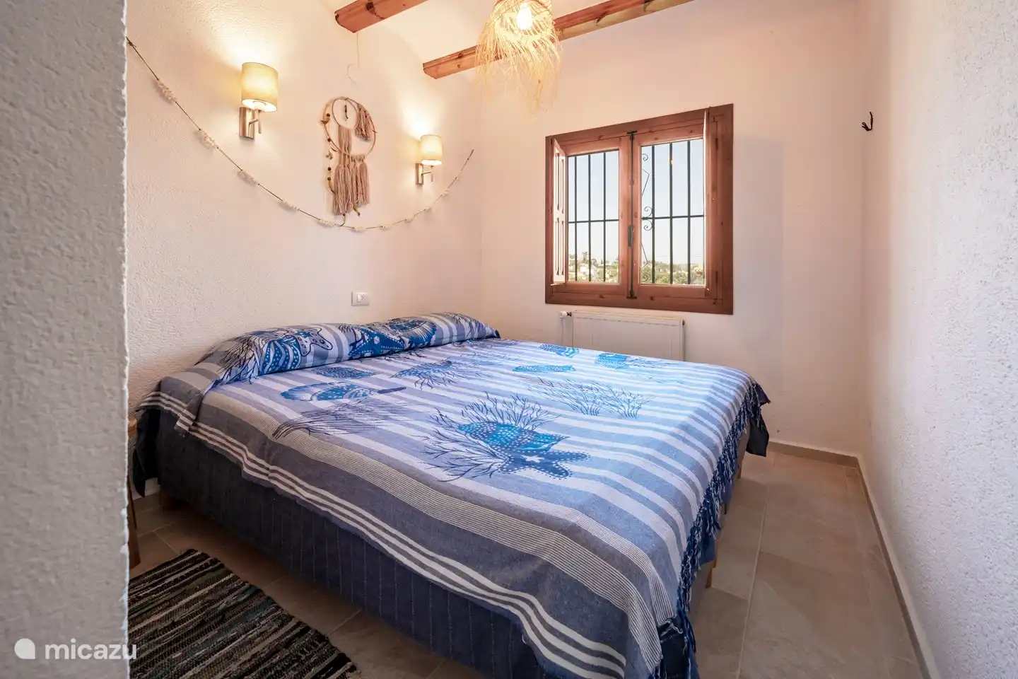 Ein drittes Schlafzimmer mit Klimaanlage und zwei Einzelbetten, die an- oder abgeschoben werden können.