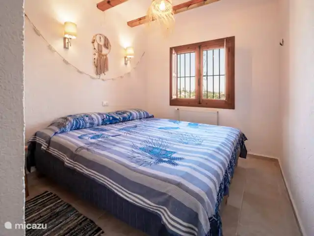 Maison de Viña | Espagne, Costa Blanca, Jávea - villa Une troisième chambre avec climatisation et deux lits simples qui peuvent être poussés l’un sur l’autre ou l’un sur l’autre.