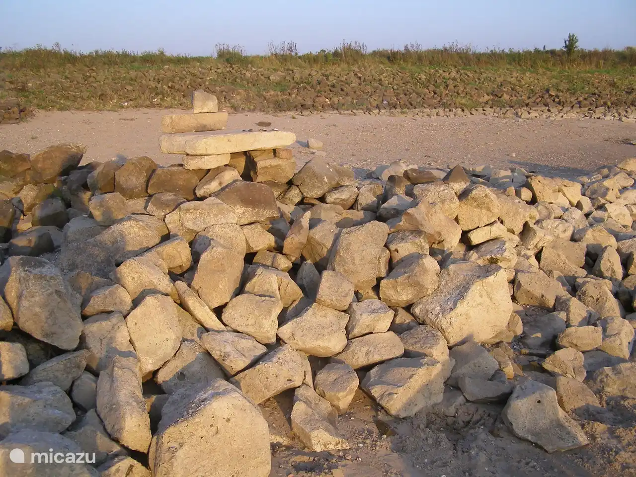 Zu Fuß von der Unterkunft zum Rhein und IJssel