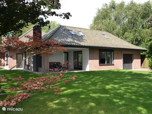 Holiday home in Netherlands, North Holland – holiday house Fiddler's Horn