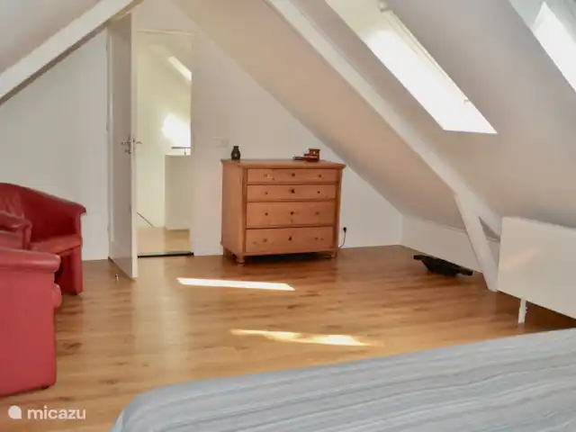 Cuerno de violinista en Países Bajos, Holanda del Norte, Hoorn - casa vacacional dormitorio