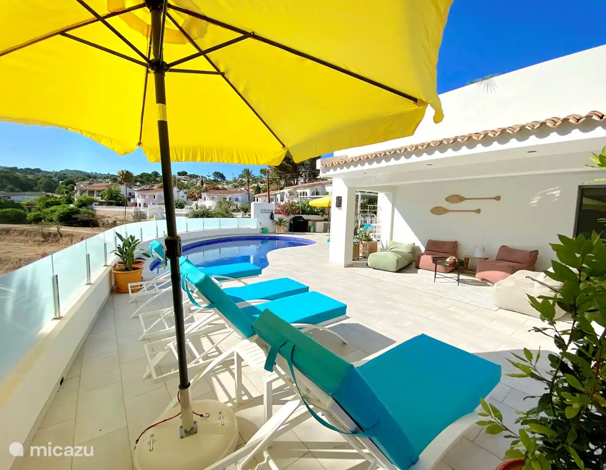 Chica Del Mar - Blick auf den Pool