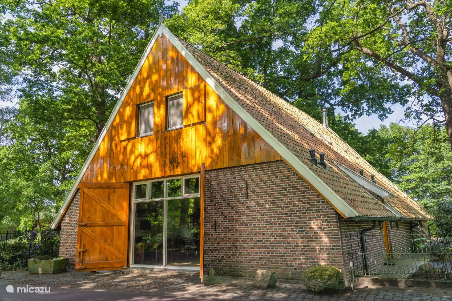 Monumentales Bauernhaus