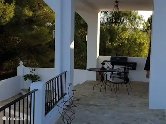 Finca Maxima | Espagne, Valence, Montroy - finca Le porche à l'entrée.