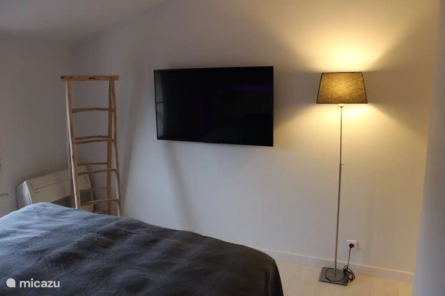 La chambre 4 dispose également d'une télévision avec Netflix.