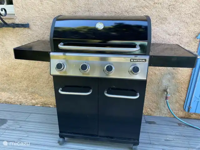 Smit France | France, Côte d'Azur, Sainte-Maxime - maison de vacances Grand barbecue à gaz
