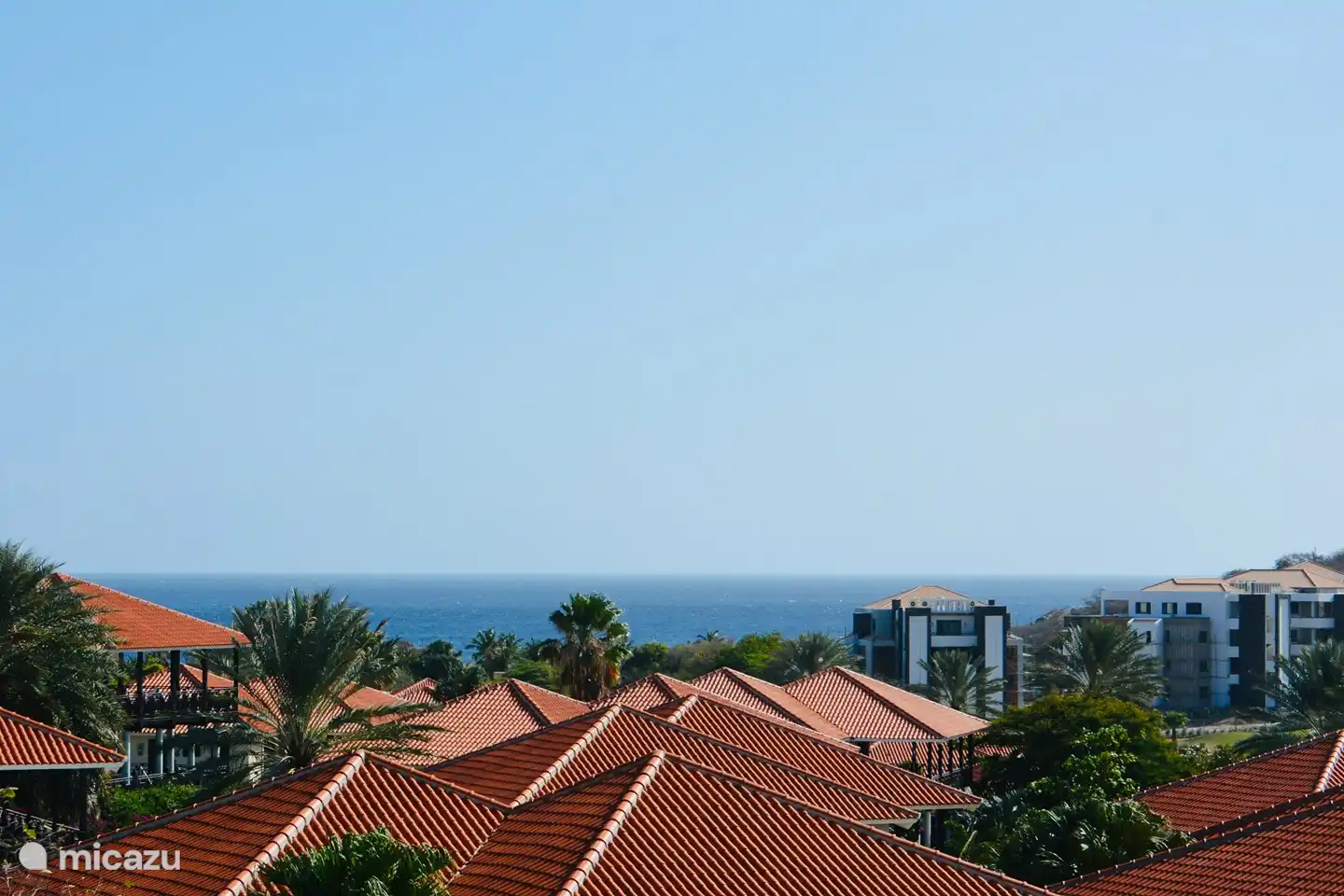 Tous nos appartements Blue Bay Beach ont vue sur la mer ! :-)