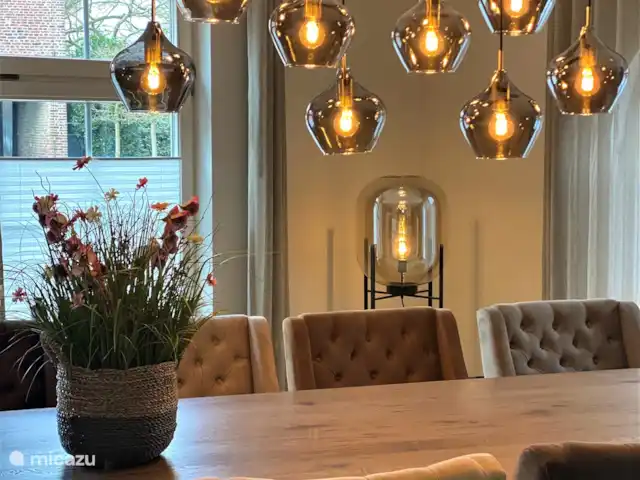 Kasteelhoeve d'Erp huren in Nederland, Limburg, Baarlo - villa eetkamer