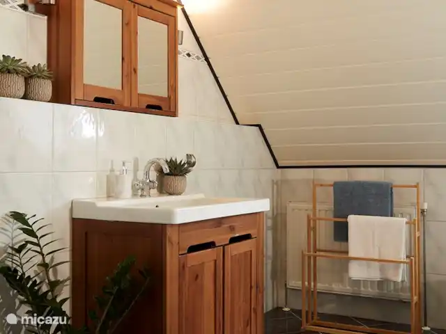 Kasteelhoeve d'Erp huren in Nederland, Limburg, Baarlo - villa Badkamer is heerlijk ruim!