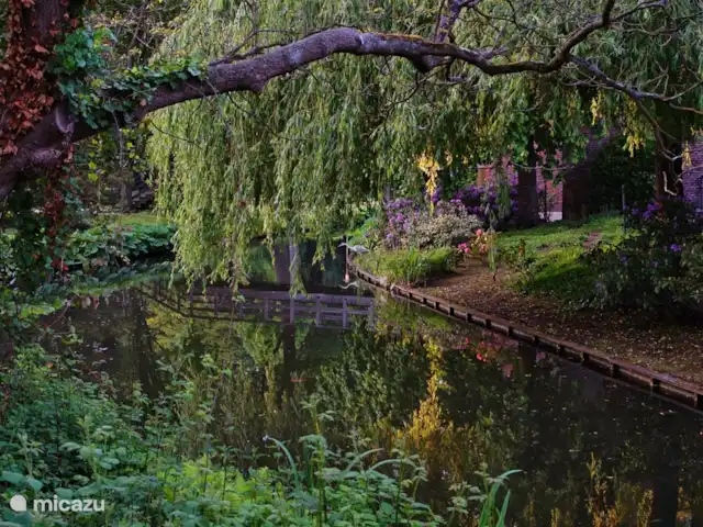 Kasteelhoeve d'Erp huren in Nederland, Limburg, Baarlo - villa Gracht