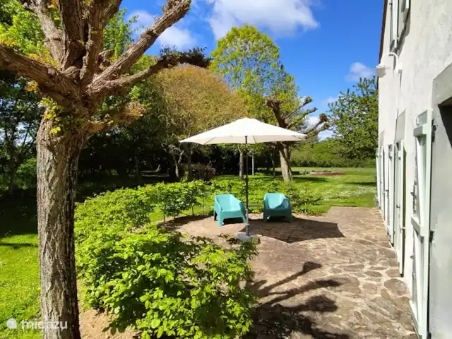 Domaine Pouzoult, Gîte l'Escalier | France, Indre, Sazeray - gîte / cottage Terrasse privée