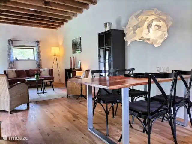 Domaine Pouzoult, Gîte l'Escalier | France, Indre, Sazeray - gîte / cottage Vue depuis la table à manger