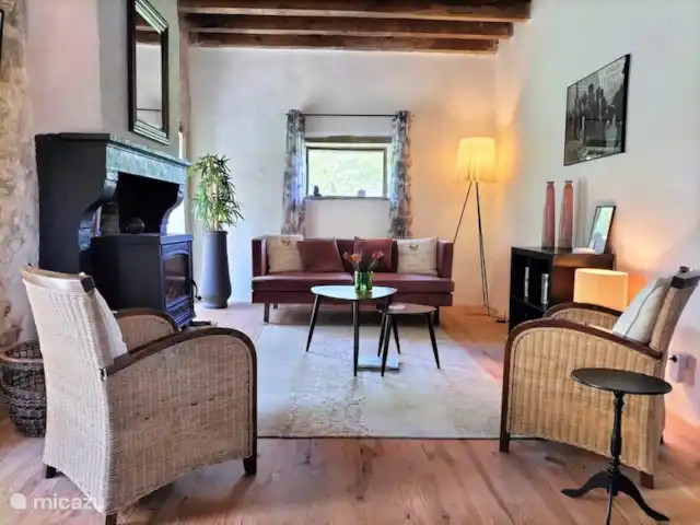 Domaine Pouzoult, Gîte l'Escalier | France, Indre, Sazeray - gîte / cottage Salon spacieux