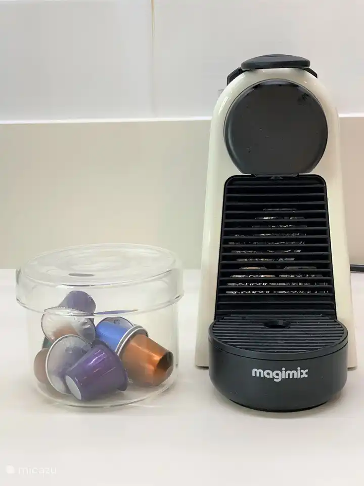 Nespresso apparaat in de keuken