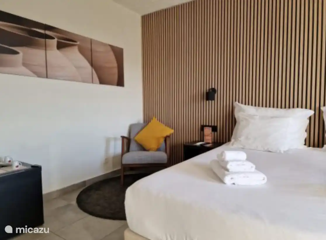 17 habitaciones, del mismo estilo pero de diferente tamaño