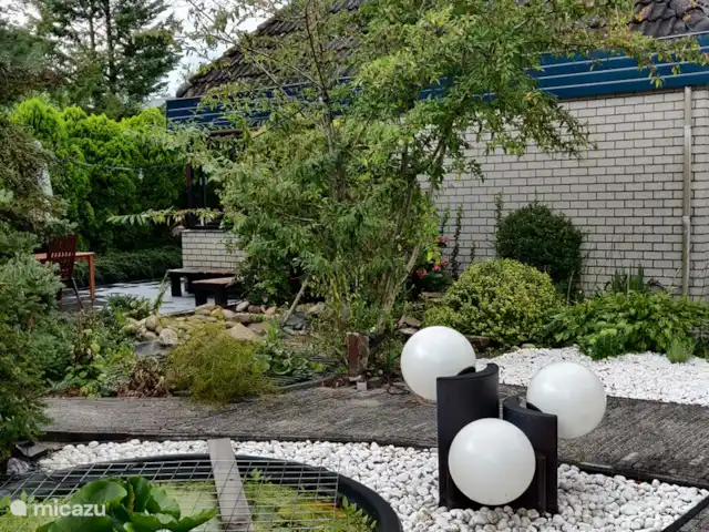 Location de Vacances Pays-Bas, Frise, Noordwolde, studio - Triangle de la maison L'appartement est situé dans l'aile gauche de la maison.