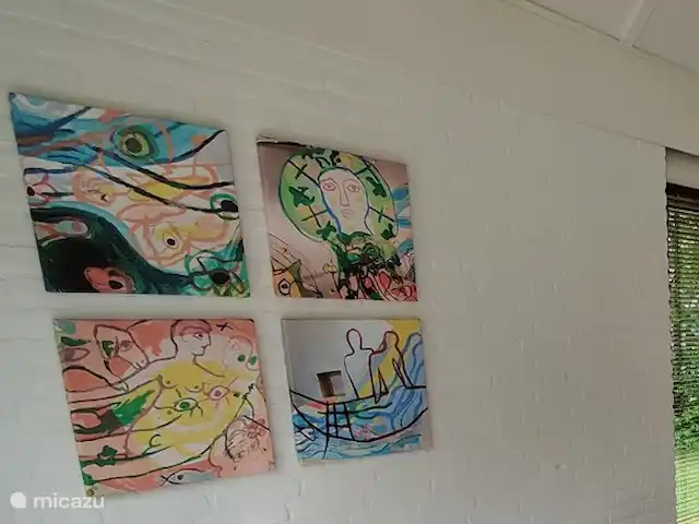 Bungalow de Koempel huren in Nederland, Limburg, Simpelveld - bungalow Kleurige kunst van Hans Truijen (schilderingen in  Catharinakapel Lemiers)