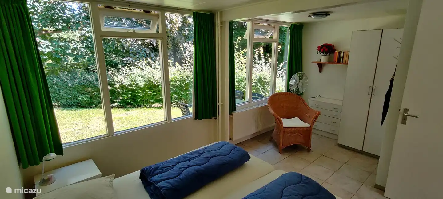 Schlafzimmer im Erdgeschoss - ca. 16 m2