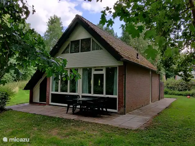 Bungalow de Koempel huren in Nederland, Limburg, Simpelveld - bungalow Achterkant woning met tweede terras