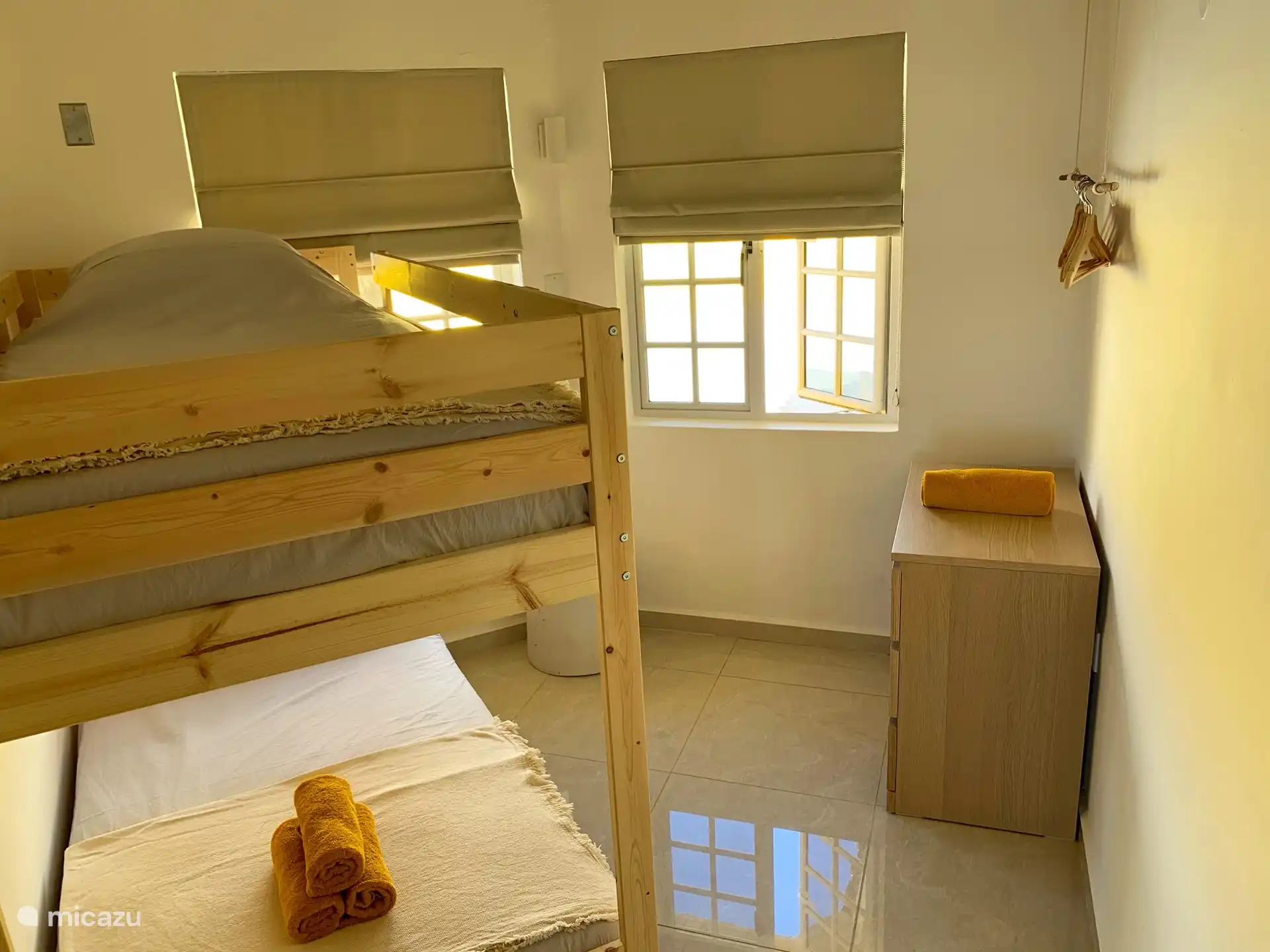 Das zweite Schlafzimmer mit Etagenbett.