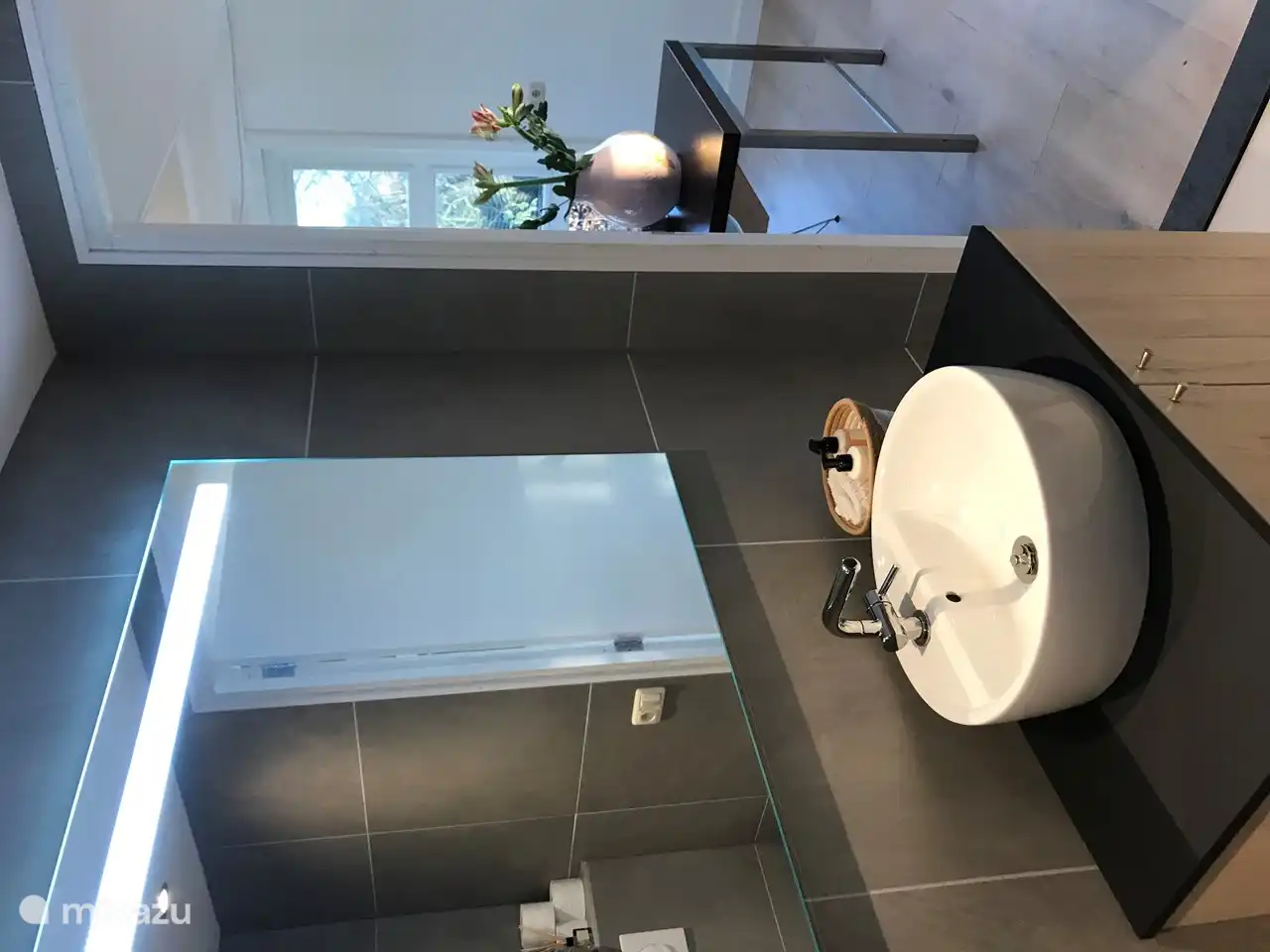 Baño con calefacción por suelo radiante