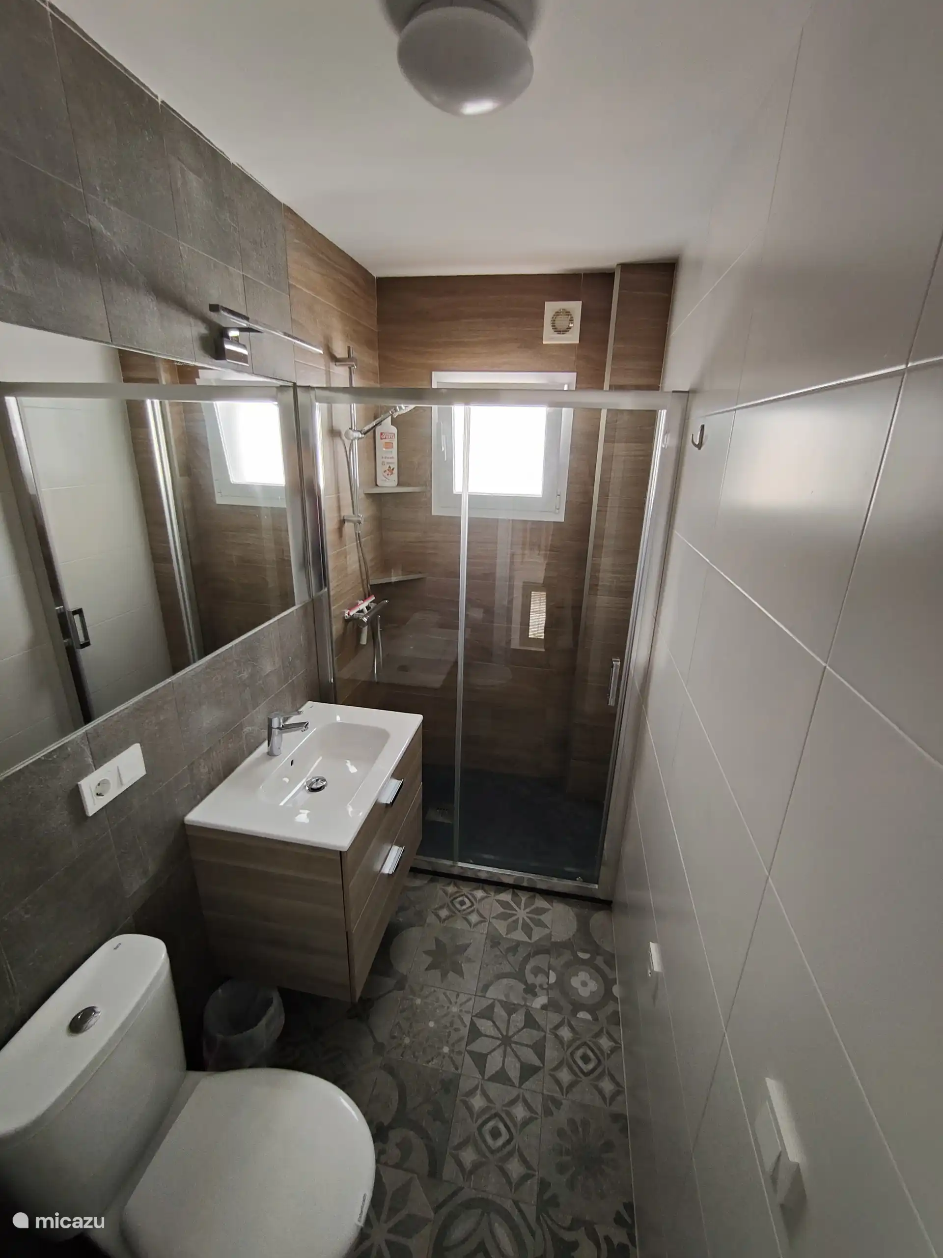Badezimmer 1