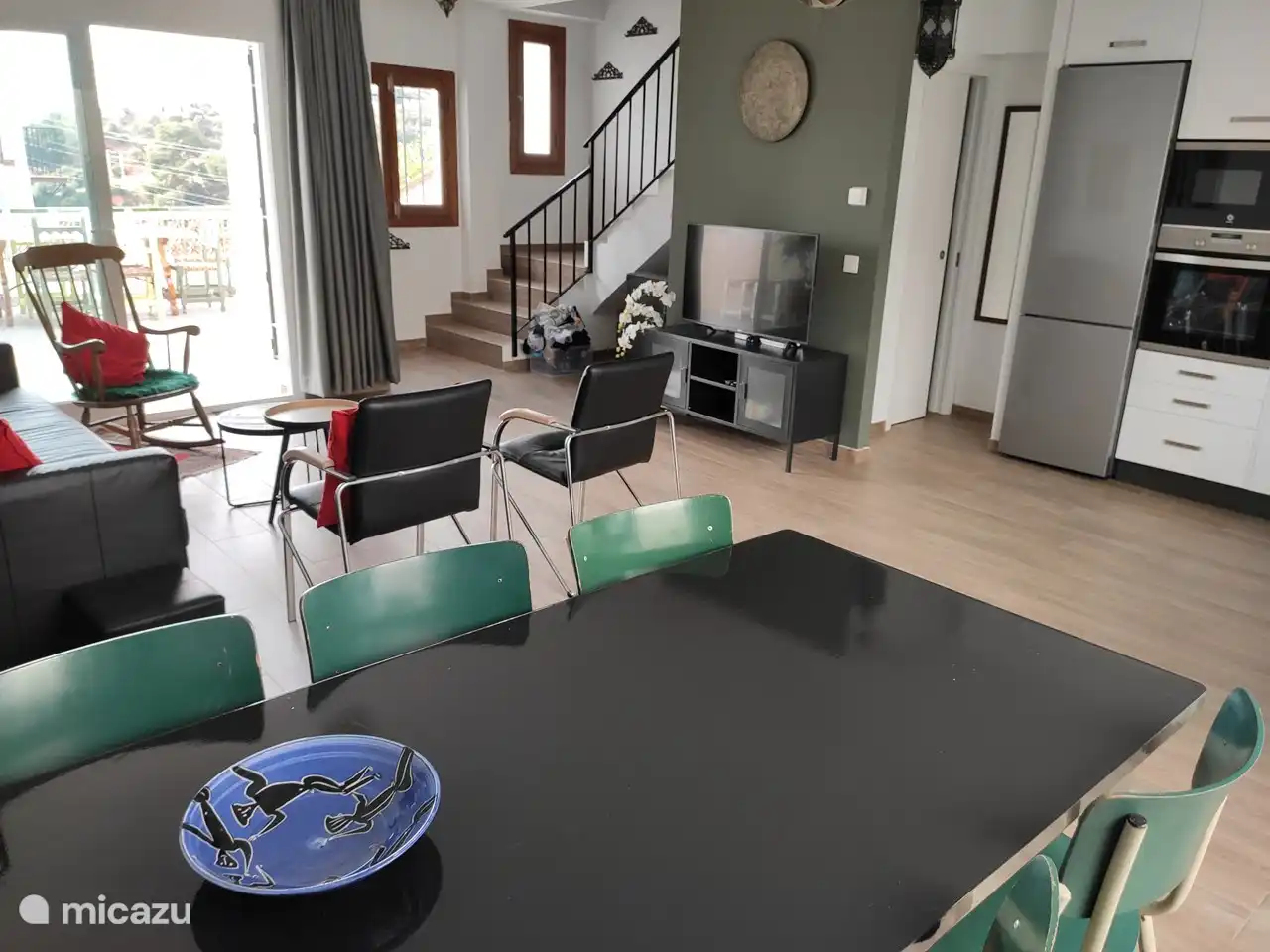 TV mit allen TV-Kanälen