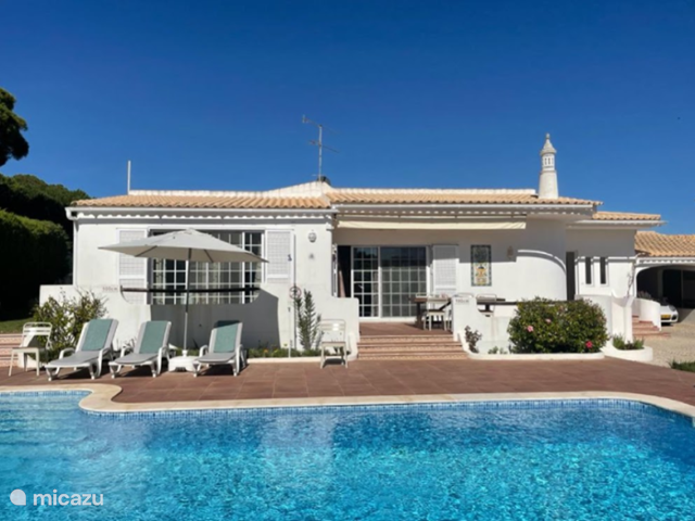 Holiday home in Portugal, Algarve, Praia da Falesia, Olhos de Agua - villa Luxury Vila in Olhos d'Agua