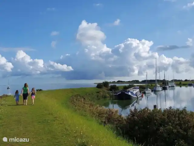 Location de Vacances Pays-Bas, Hollande du Nord, Andijk, maison de vacances - Maison du lac IJsselmeer 2 IJsselmeer avec port de plaisance à Andijk