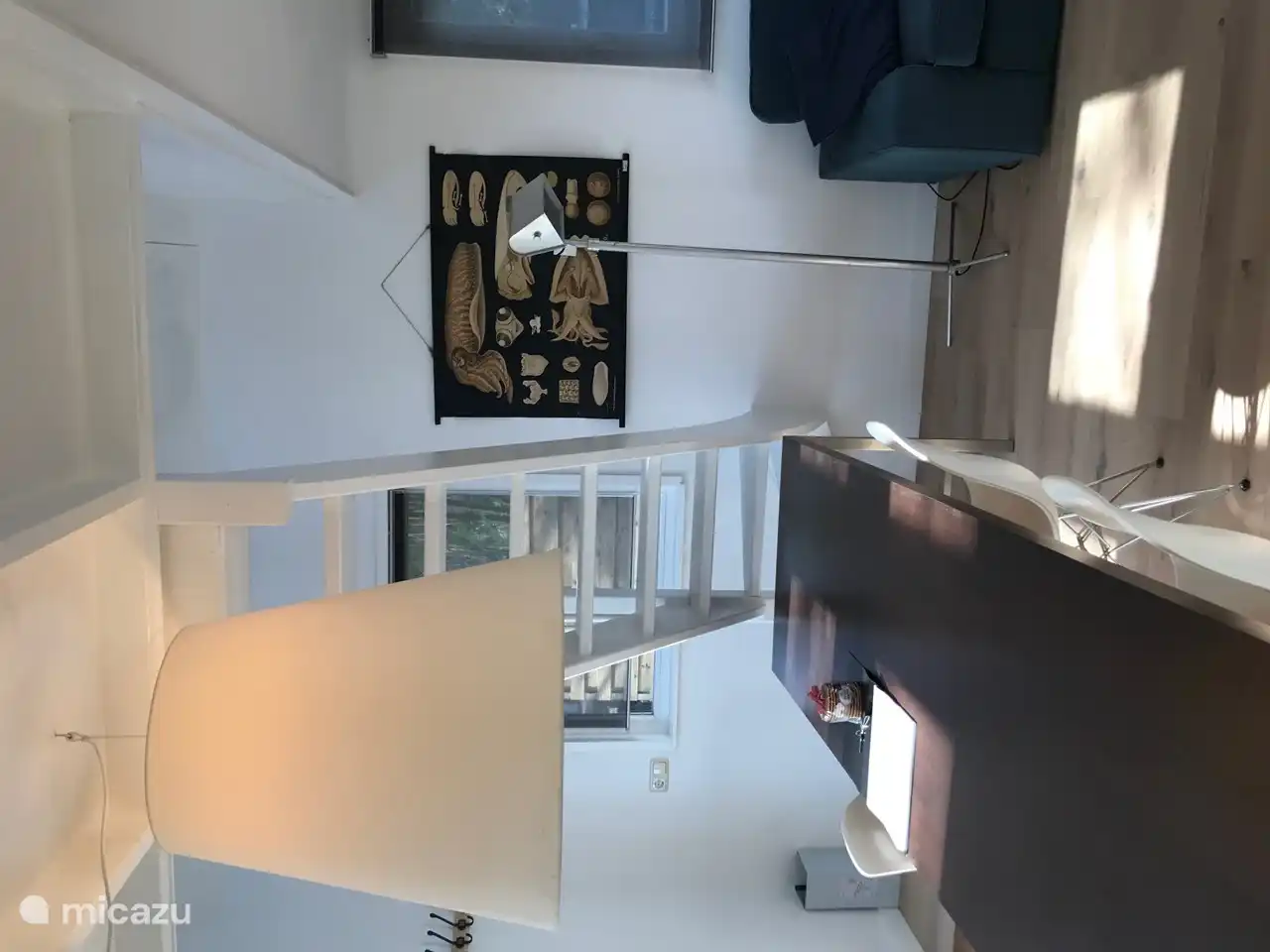 Large table to work on with fast WIFI, eating and playing