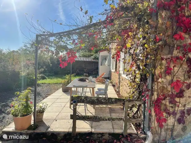 Wandelen, Frankrijk, Nièvre, Sémelay, gîte / cottage La Fleur Sauvage