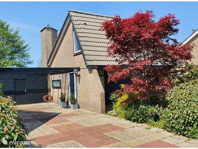 Holiday home in Netherlands, South Holland, Warmond - holiday house Lake House 19 relax accommodation