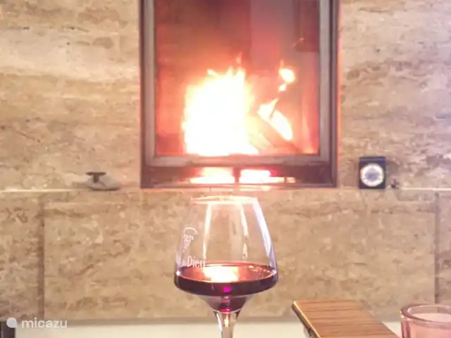 Villa Mon Cherry La Haute Preze 26 en Francia, Charente, Rouzède - villa Chimenea para los días más fríos o para veladas románticas