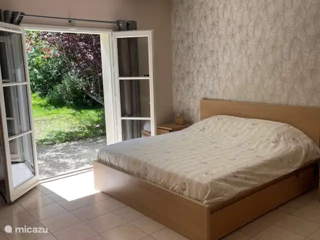 Villa Mon Cherry La Haute Preze 26 en Francia, Charente, Rouzède - villa Recamara principal